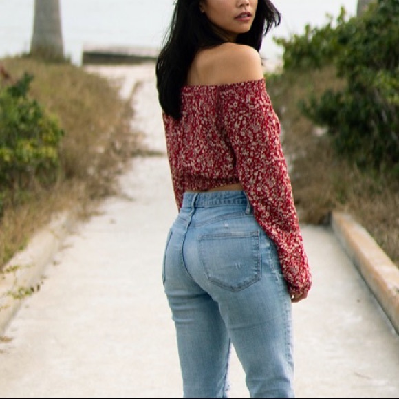 Tops - Red Floral Crop Top